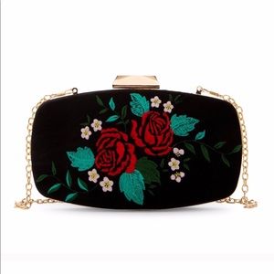 ONLY ONE LEFT Velvet Flower Embroidery Clutch